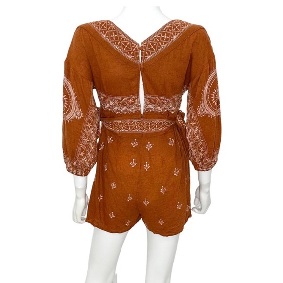 Free People Azalea v neck embroidered romper size s - Picture 2 of 8
